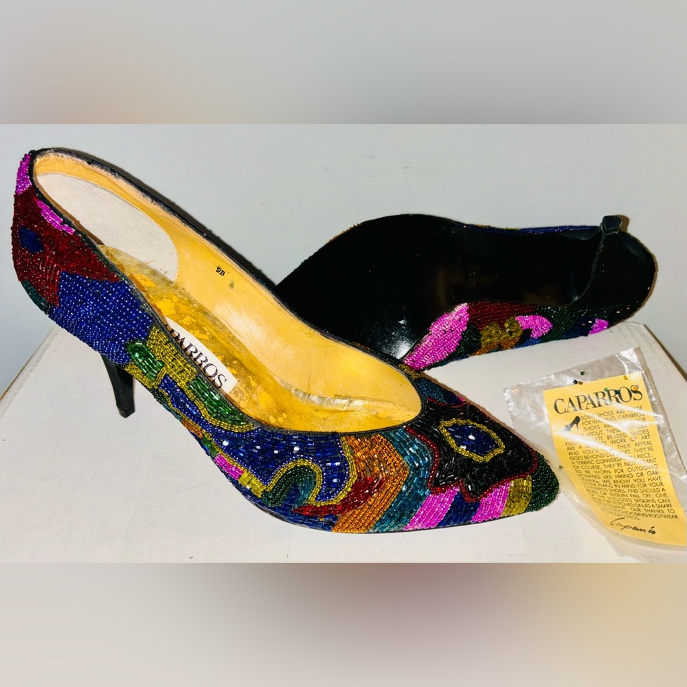 CAPARROS Multicolored Beaded Pumps w/ 3” Heels Size 9 - Picture 3 of 6